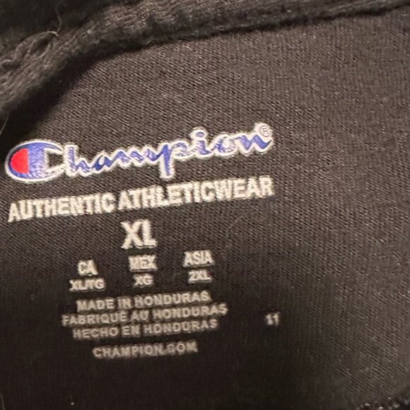 Black Wavy  Logo Tee Shirt - Picture 7 of 8